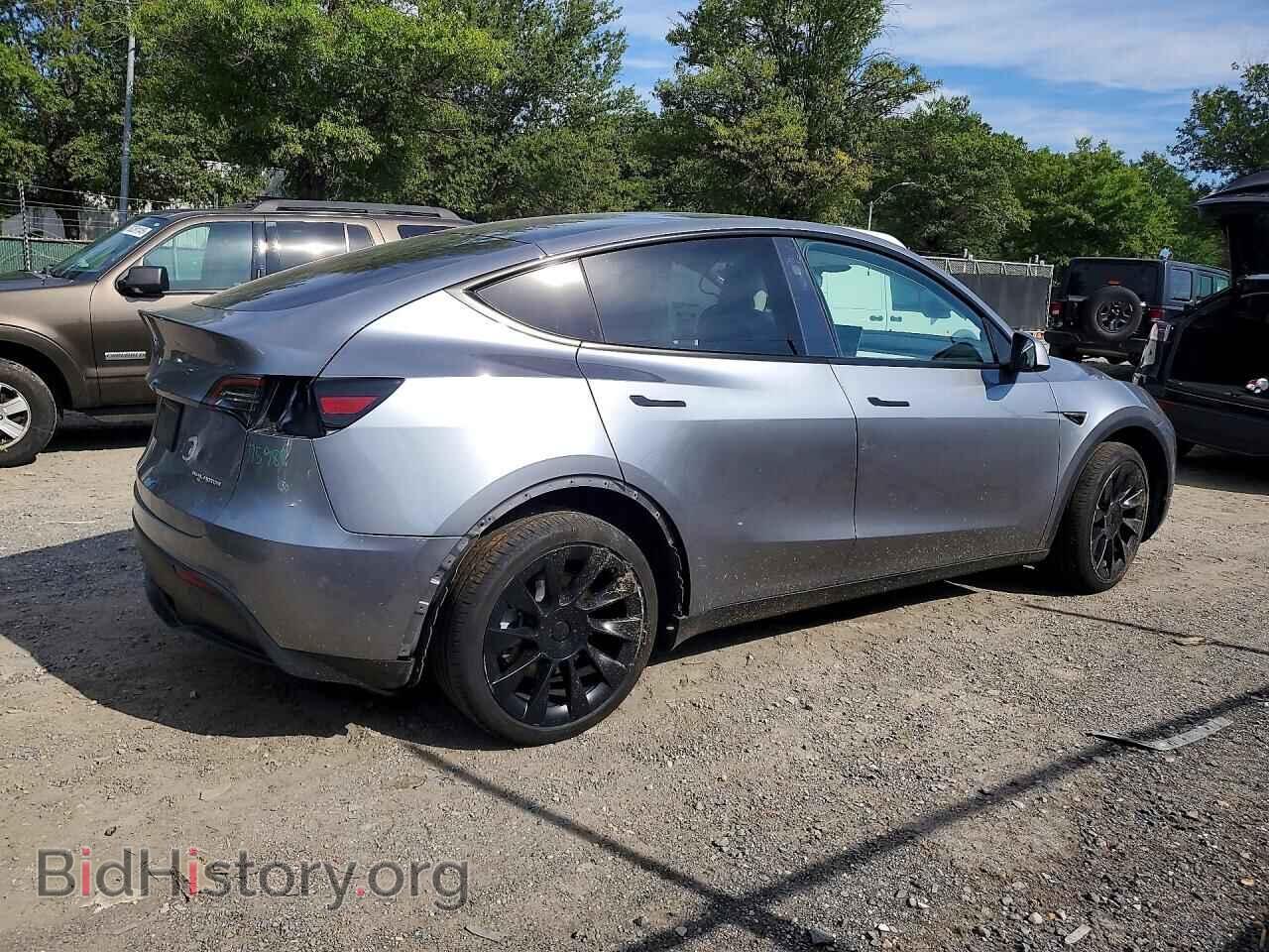 2024 TESLA MODEL Y - VIN: 7SAYGDEE4RA332449 - Photo 3