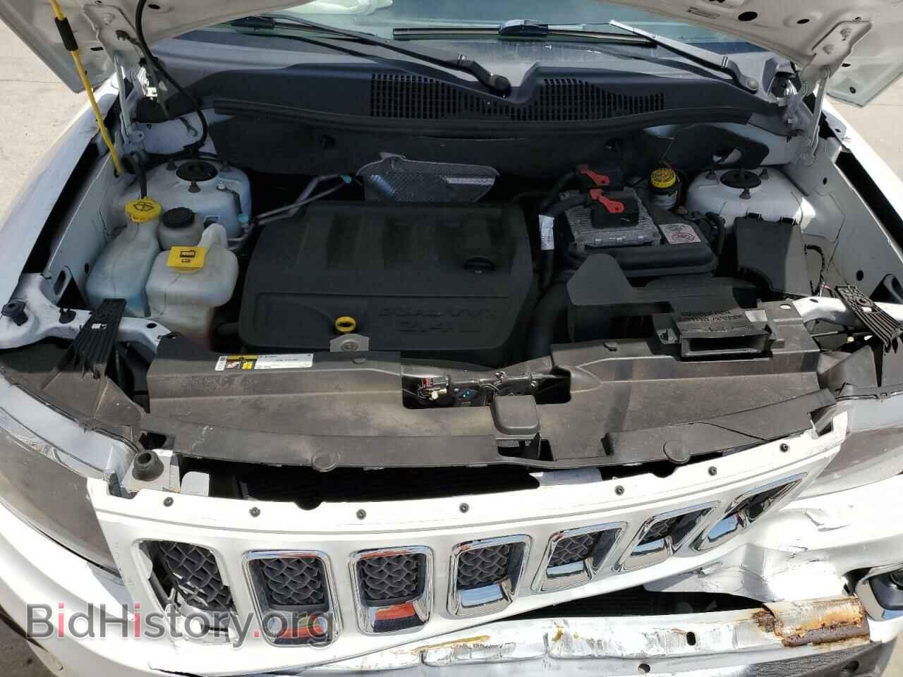 2015 JEEP COMPASS - VIN: 1C4NJDEB5FD370916 - Photo 11