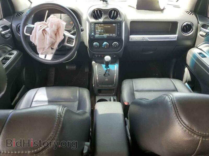 2015 Jeep COMPASS (VIN 1C4NJDEB5FD370916) — photo 8 of 12