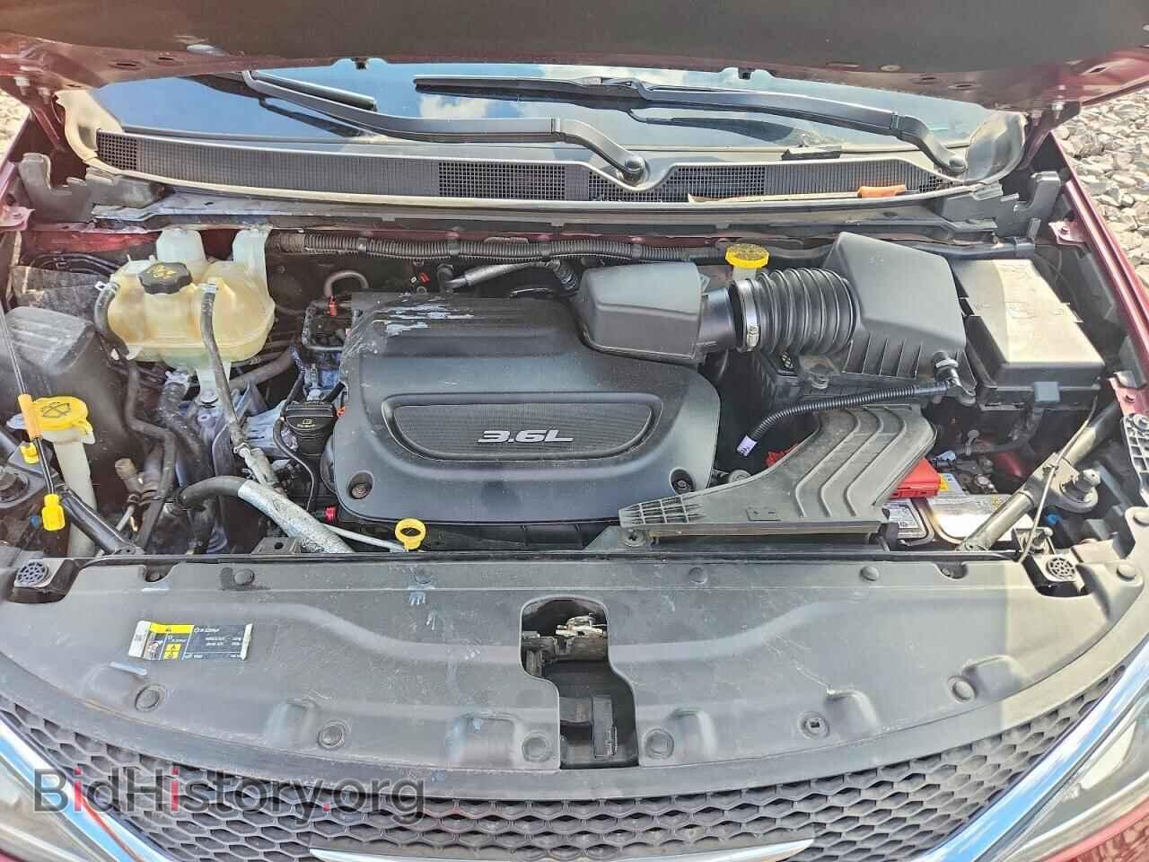 2018 CHRYSLER PACIFICA - VIN: 2C4RC1BG4JR294816 - Photo 11