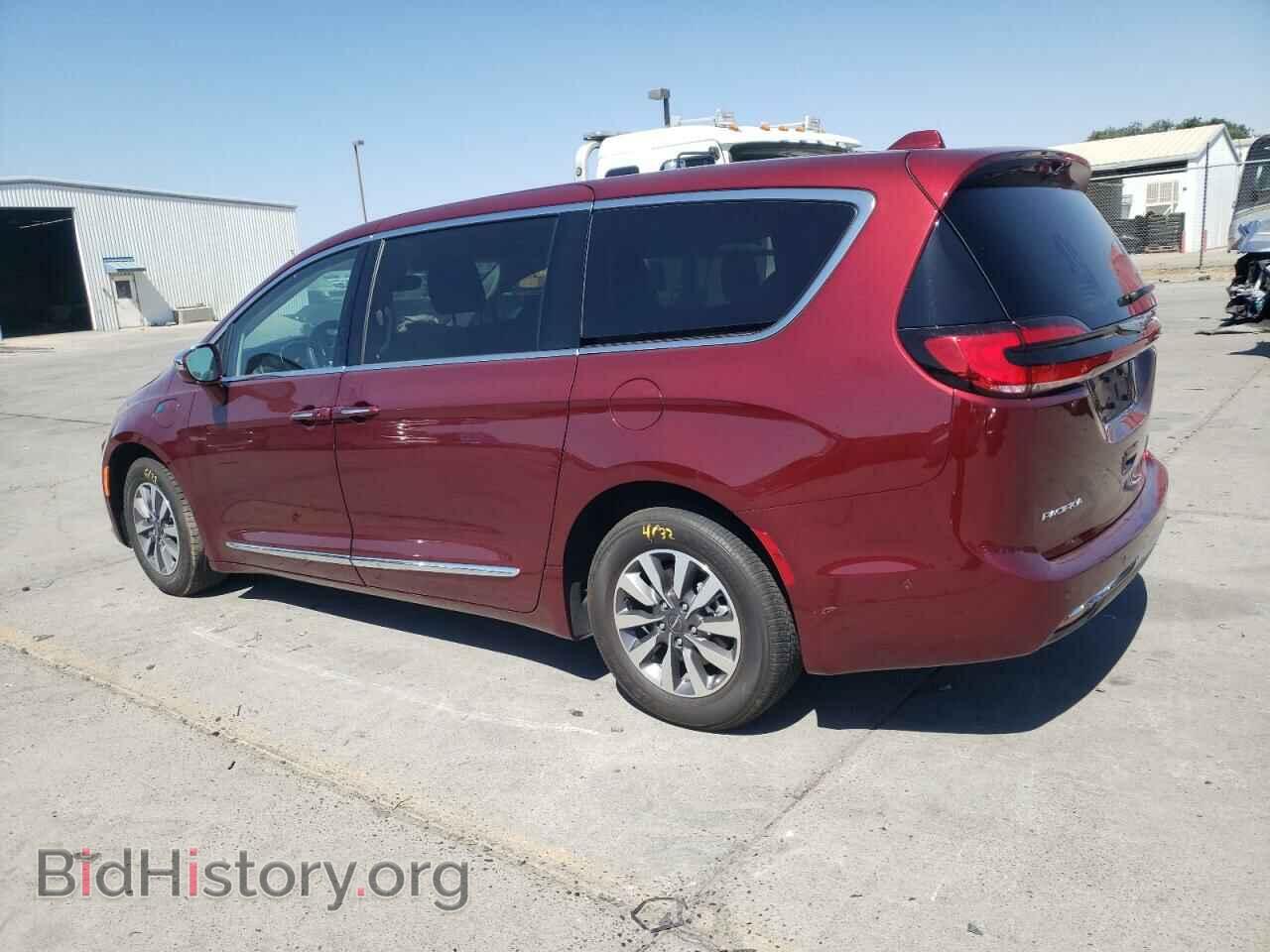 2022 CHRYSLER PACIFICA - VIN: 2C4RC1S72NR152342 - Фото 2