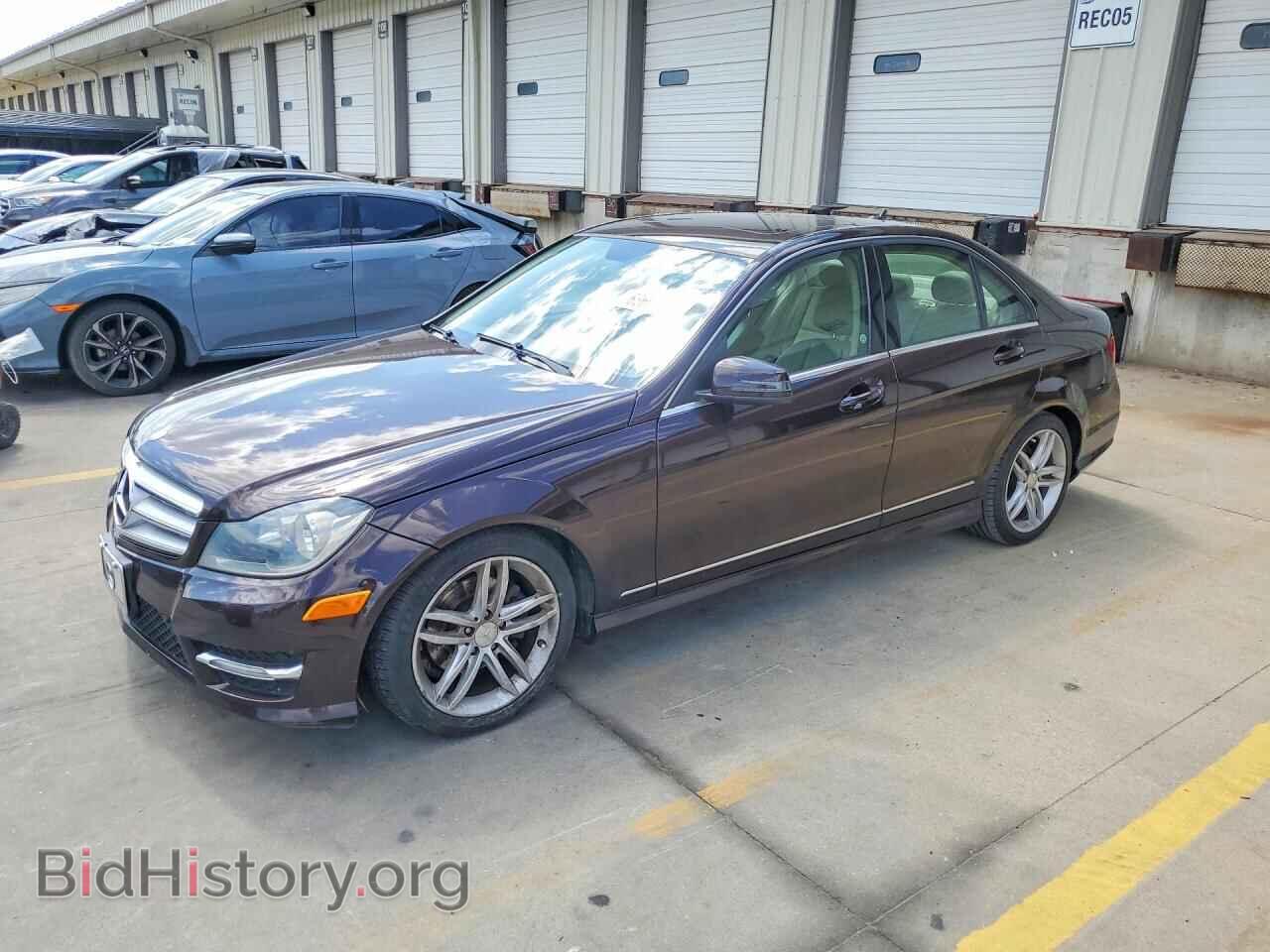 Фотография WDDGF8BB4CA618100 - MERCEDES-BENZ C-CLASS 2012