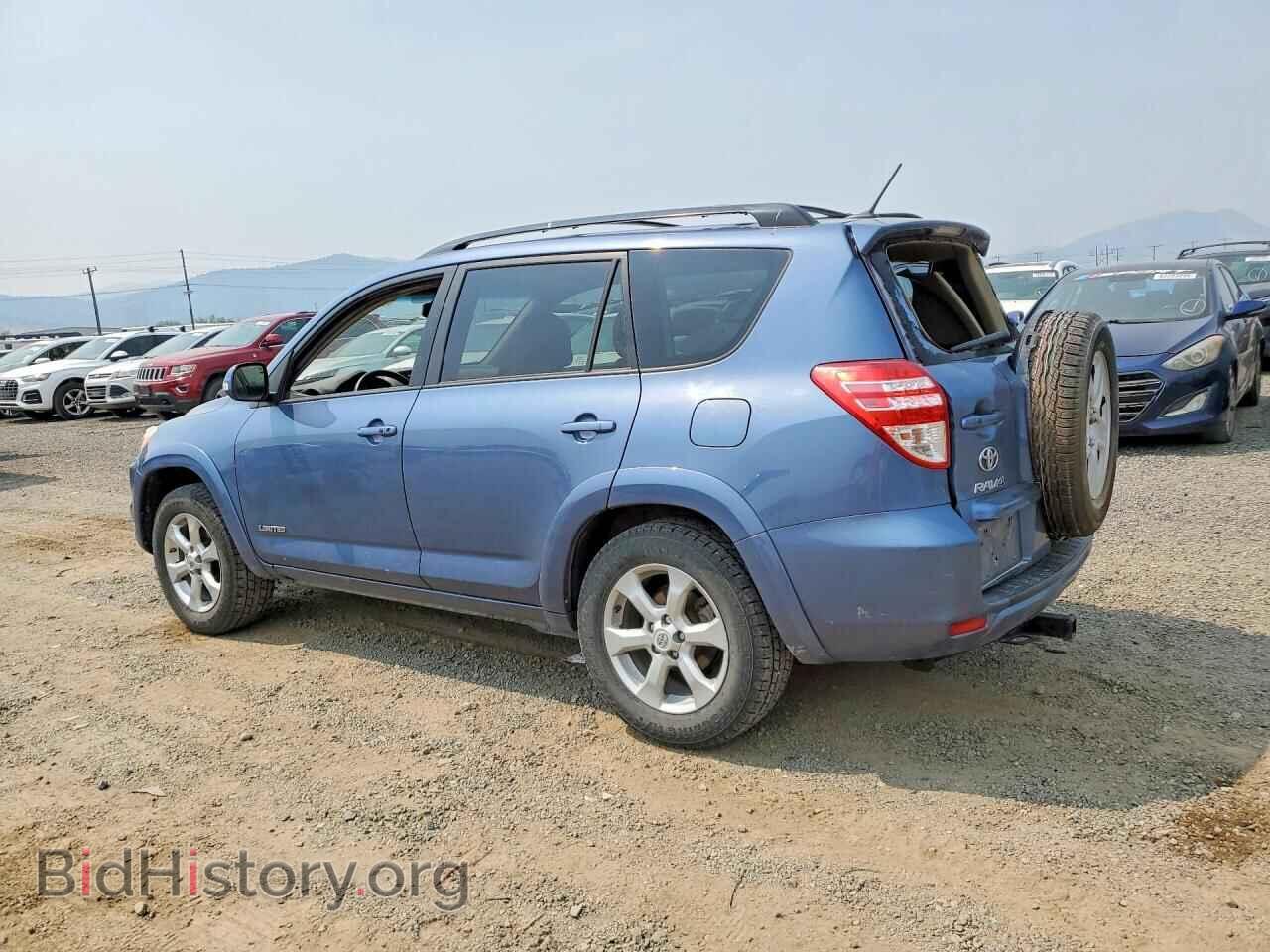 2011 TOYOTA RAV4 - VIN: 2T3DF4DV3BW150244 - Photo 2