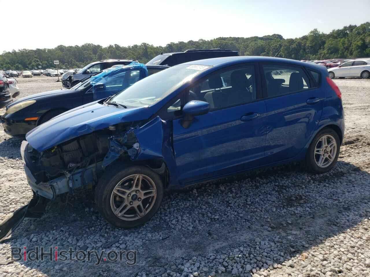 Photo 3FADP4EJ0KM155319 - FORD FIESTA 2019