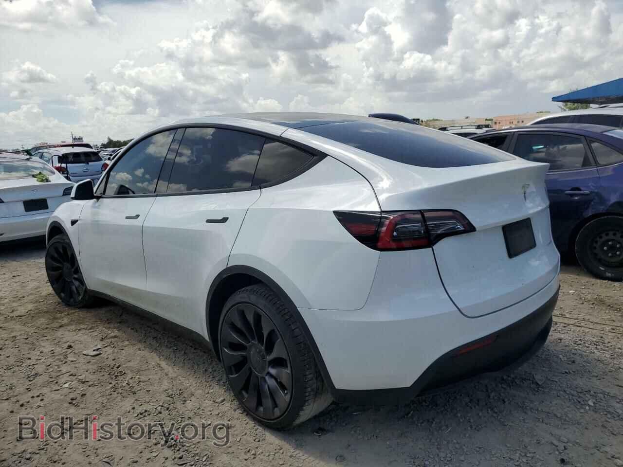 2020 TESLA MODEL Y - VIN: 5YJYGDEE6LF042706 - Photo 2