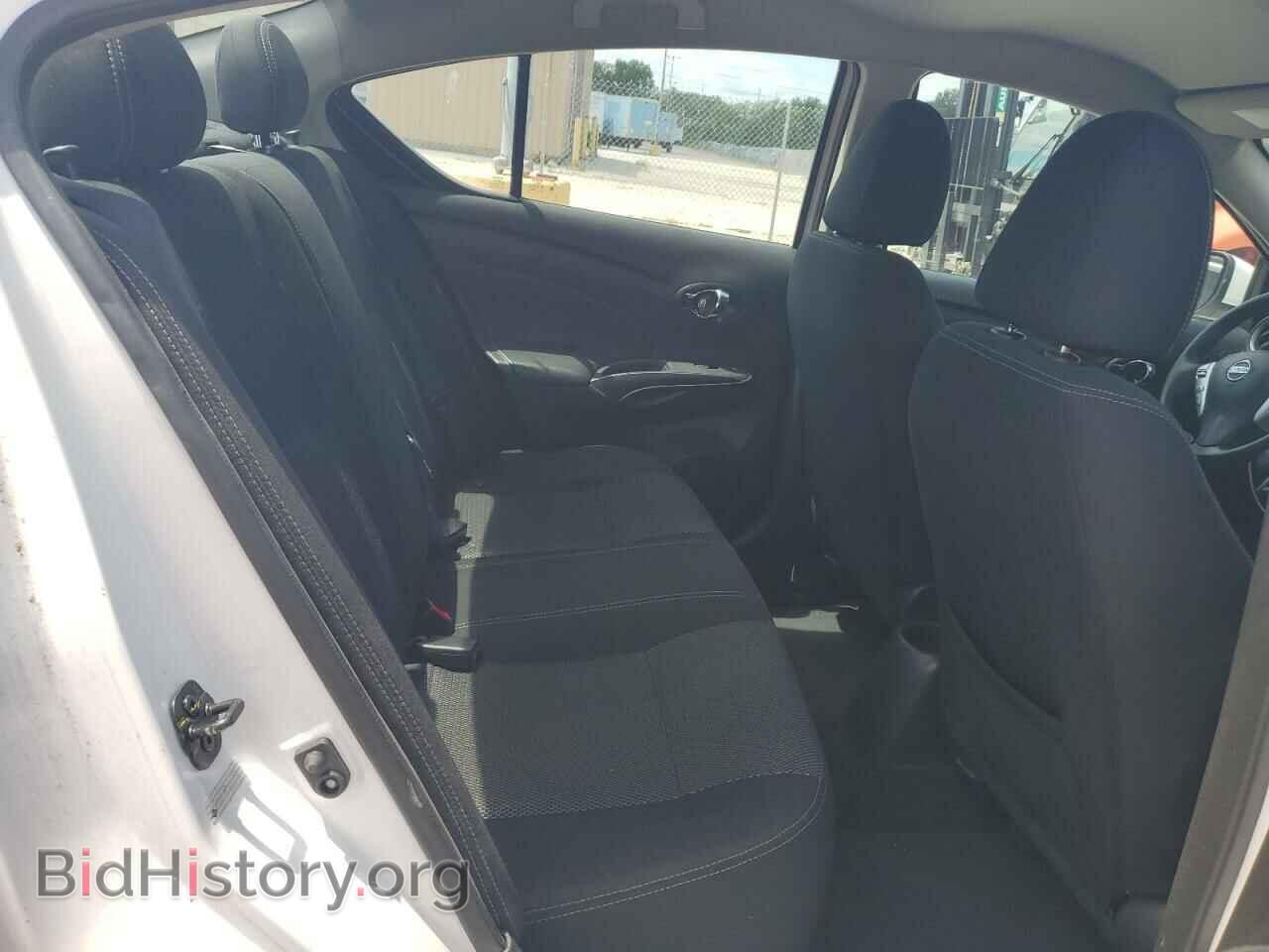 2018 NISSAN VERSA - VIN: 3N1CN7AP1JL879972 - Фото 10