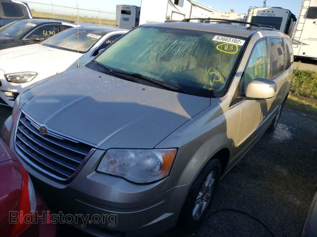 2008 CHRYSLER MINIVAN - VIN: 2A8HR54P78R637779 - Фото 2