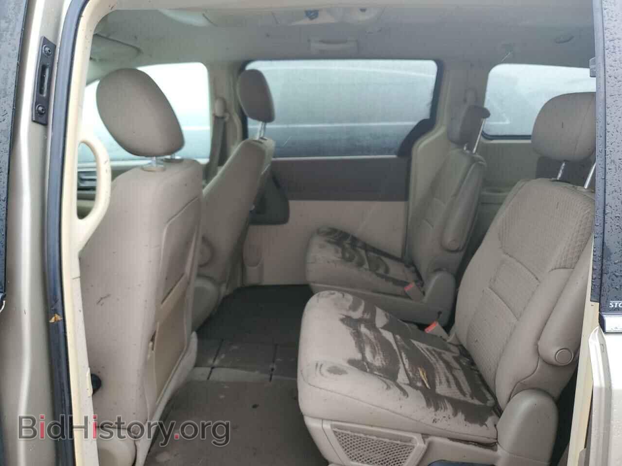 2008 CHRYSLER MINIVAN - VIN: 2A8HR54P78R637779 - Фото 6