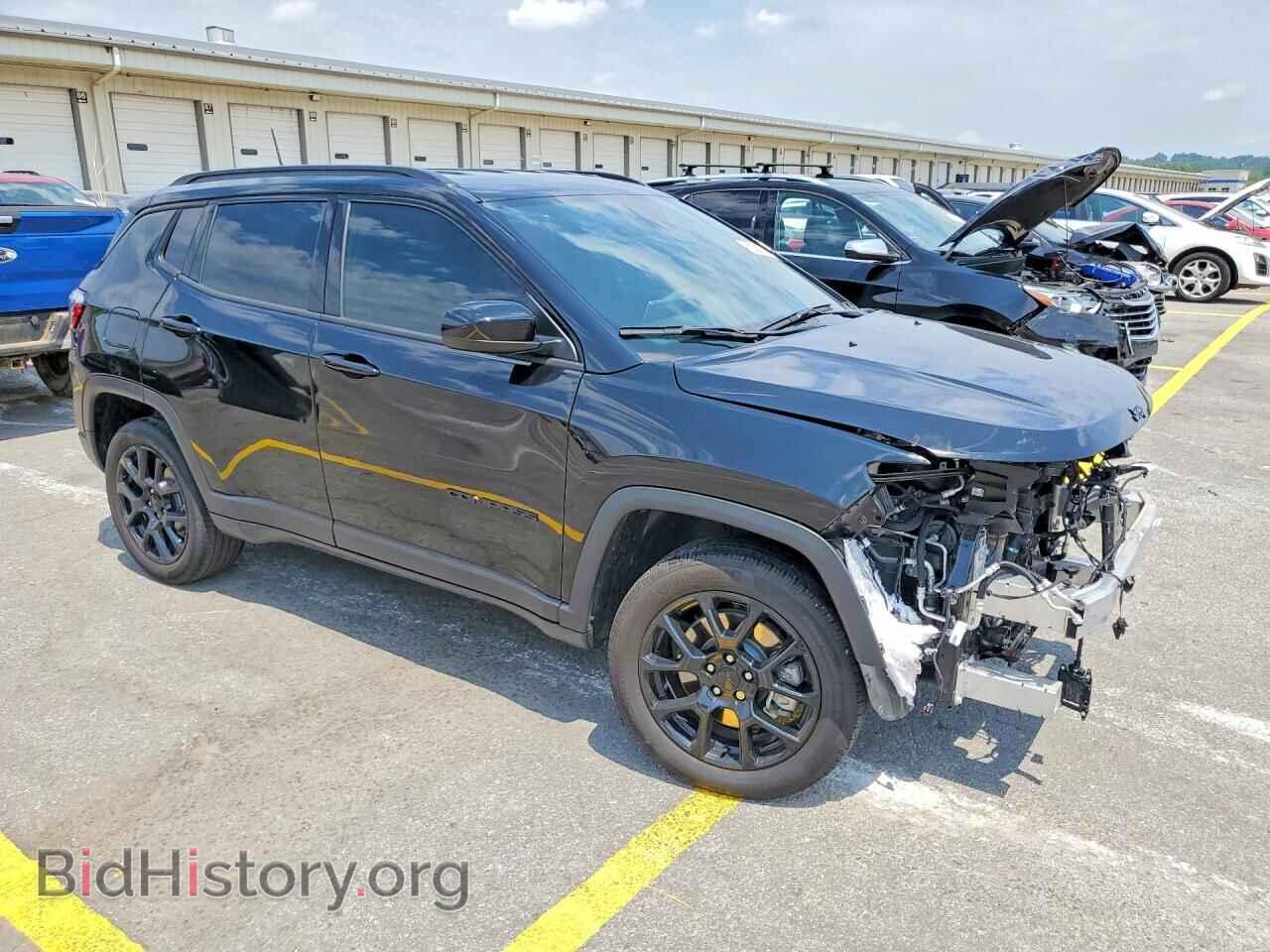 2024 JEEP COMPASS - VIN: 3C4NJDBN1RT599672 - Фото 4