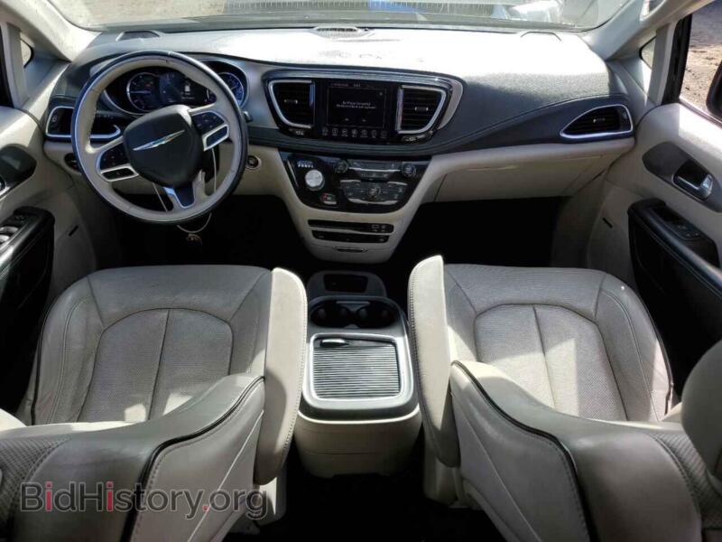 2018 Chrysler PACIFICA (VIN 2C4RC1N74JR230352) — фото 8 из 13