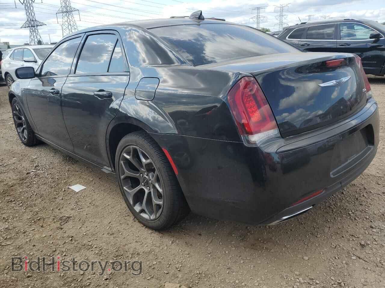 2016 CHRYSLER 300 - VIN: 2C3CCABG1GH304467 - Photo 2