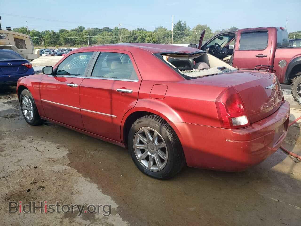 2007 CHRYSLER 300 - VIN: 2C3KA43R57H821032 - Фото 2