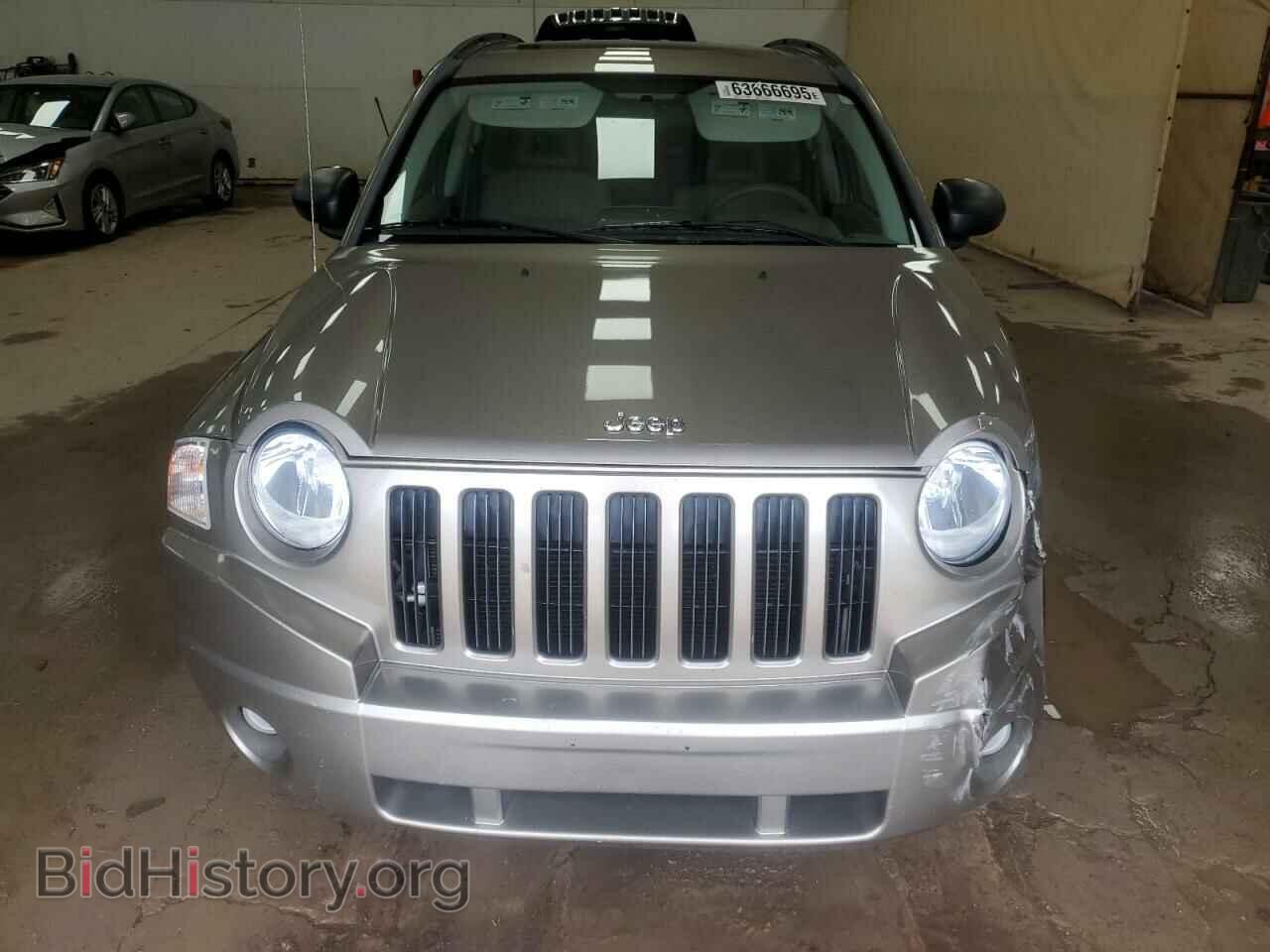 2007 JEEP COMPASS - VIN: 1J8FT47077D359579 - Photo 5