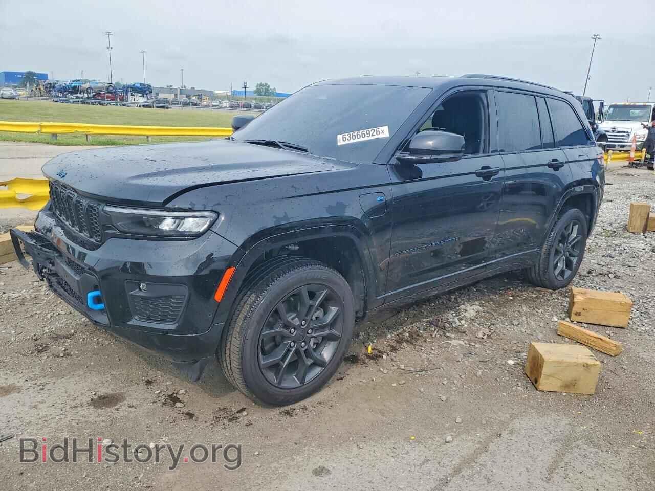 Фотография 1C4RJYB68S8689360 - JEEP CHEROKEE 2025