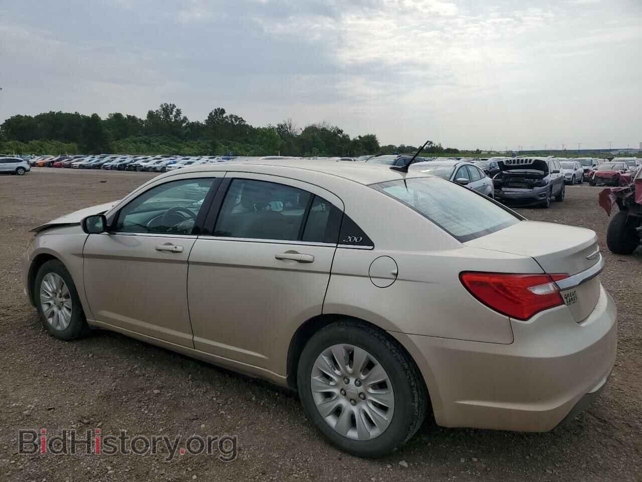2014 CHRYSLER 200 - VIN: 1C3CCBAB2EN121823 - Фото 2