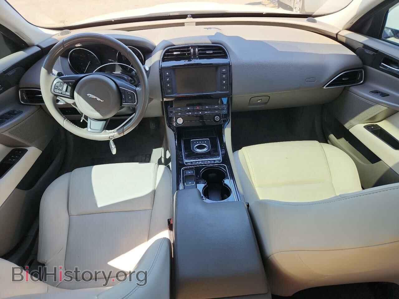 2017 JAGUAR XE - VIN: SAJAD4BV5HA968949 - Фото 8