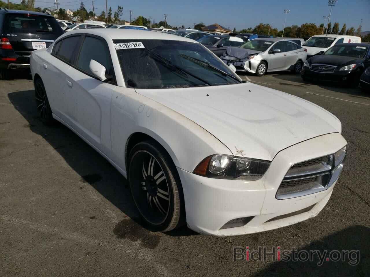 Photo 2C3CDXBG7DH705565 - DODGE CHARGER 2013