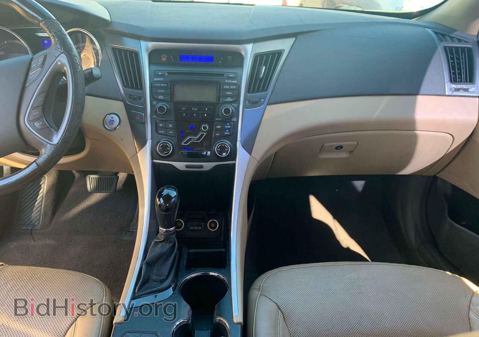 2012 HYUNDAI SONATA - VIN: KMHEC4A45CA059240 - Фото 6