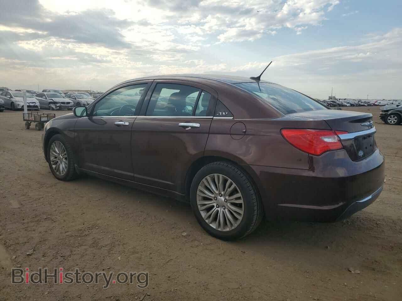 2012 CHRYSLER 200 - VIN: 1C3CCBCG3CN241474 - Фото 2