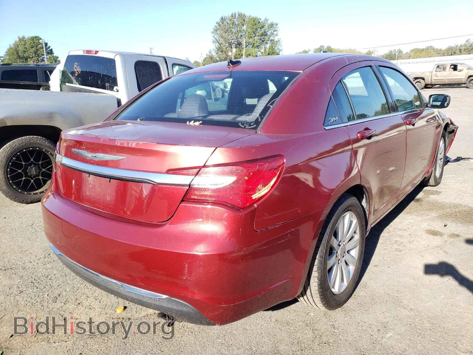 2013 CHRYSLER 200 - VIN: 1C3CCBBB3DN593834 - Фото 4