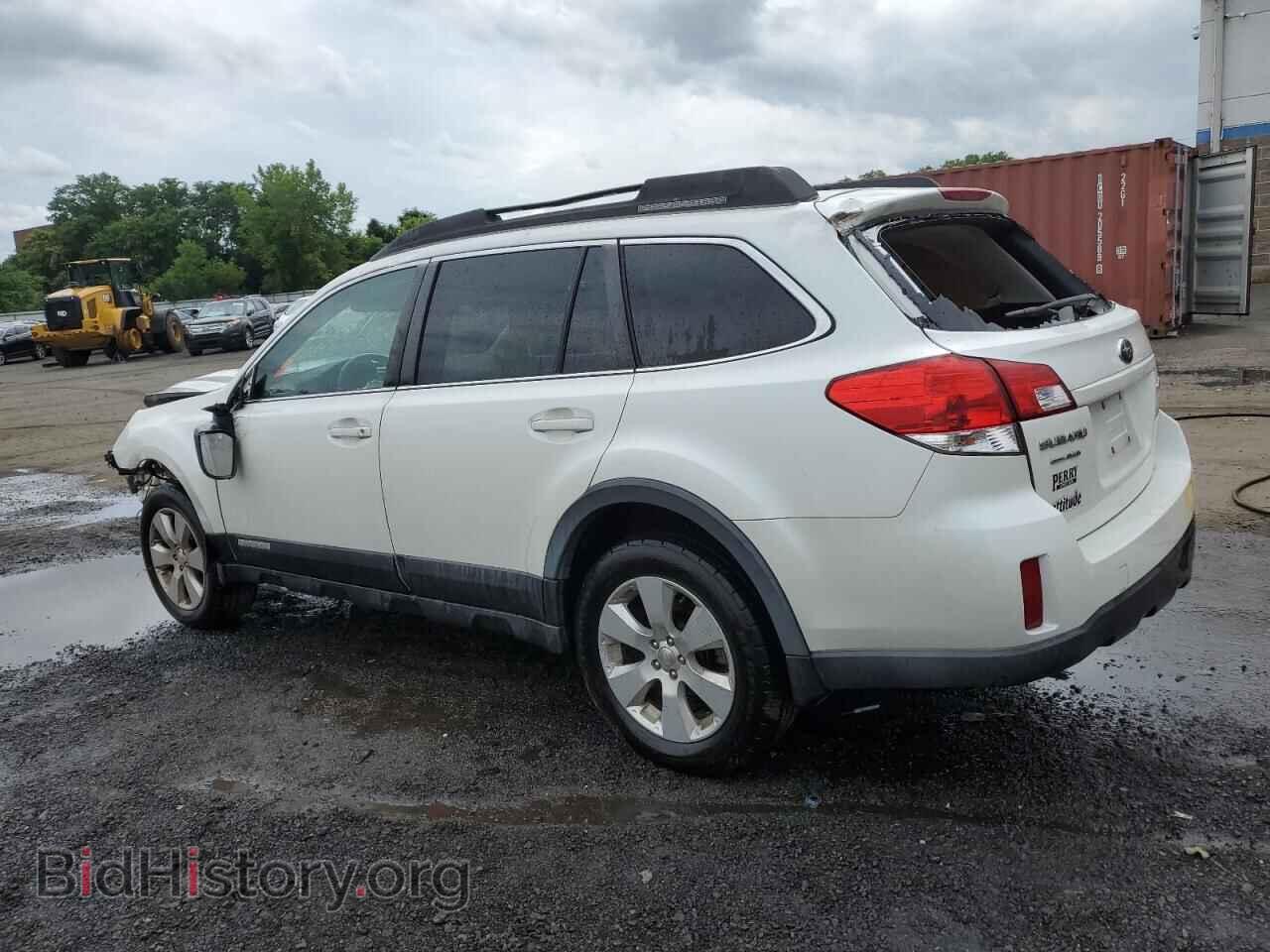 2011 SUBARU OUTBACK - VIN: 4S4BRBCC5B3365772 - Фото 2