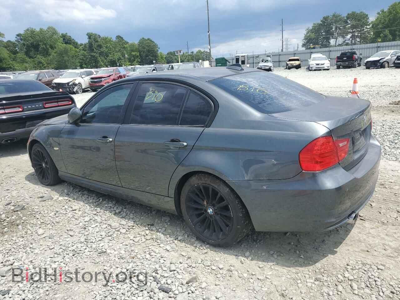 2011 BMW 3 SERIES - VIN: WBAPL5C57BA919515 - Фото 2