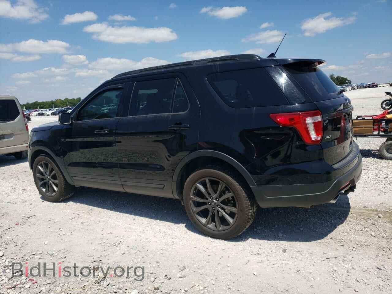 2018 FORD EXPLORER - VIN: 1FM5K8D85JGB74990 - Фото 2