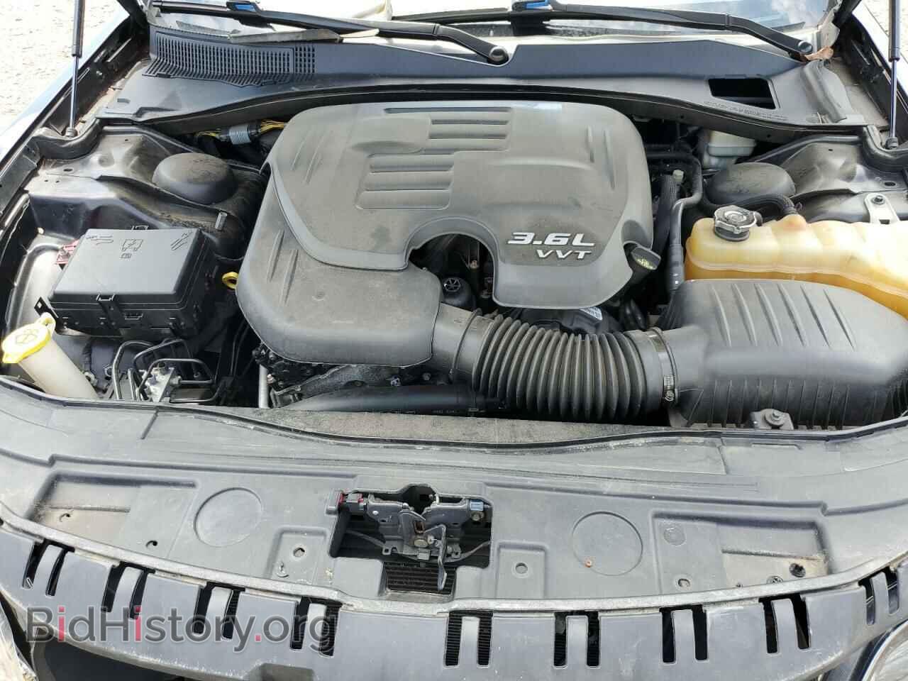 2014 CHRYSLER 300 - VIN: 2C3CCAGG1EH303924 - Фото 11