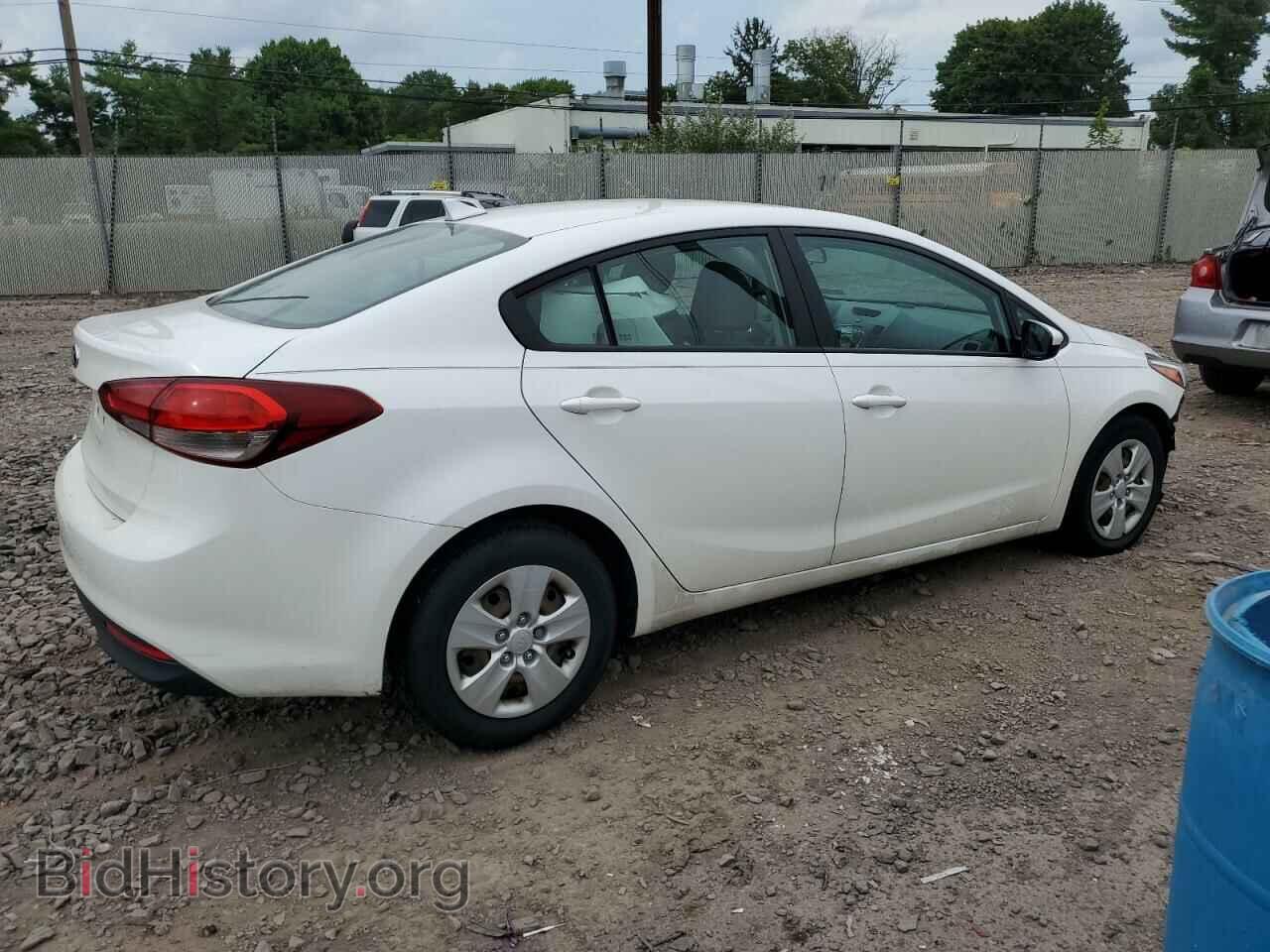2017 KIA FORTE - VIN: 3KPFL4A79HE083256 - Фото 3