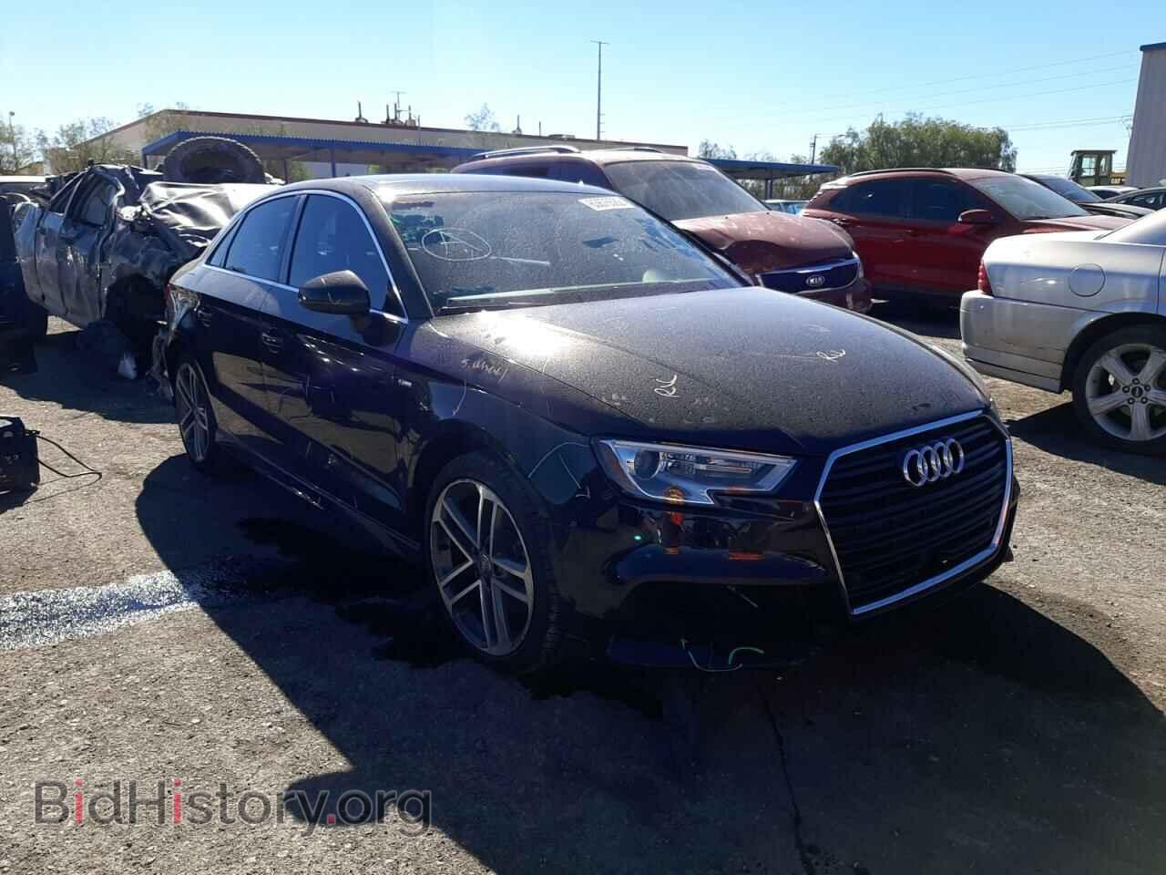 Фотография WAUGUGFF4H1055058 - AUDI A3 2017
