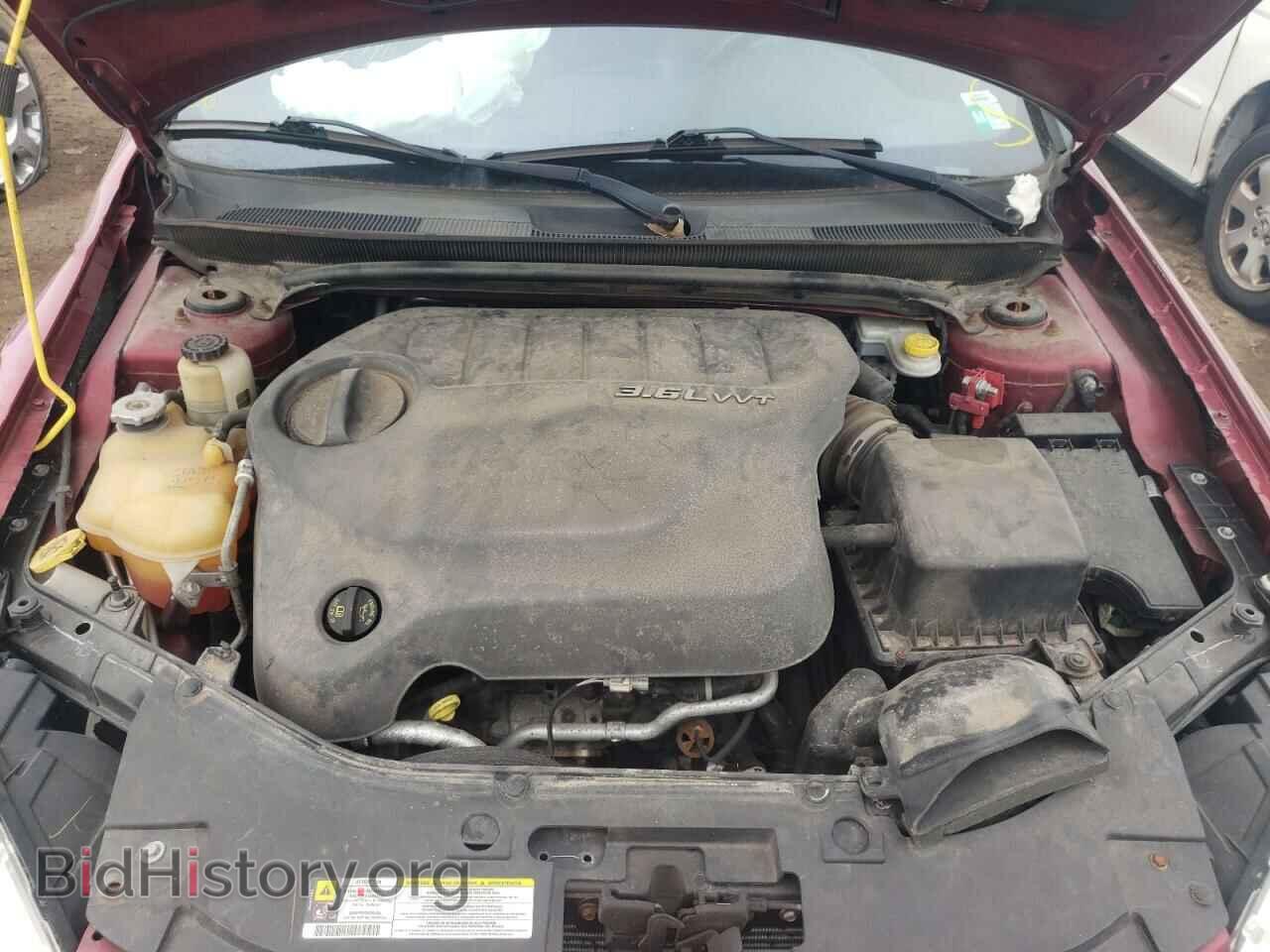 2011 CHRYSLER 200 - VIN: 1C3BC2FG2BN600089 - Photo 7