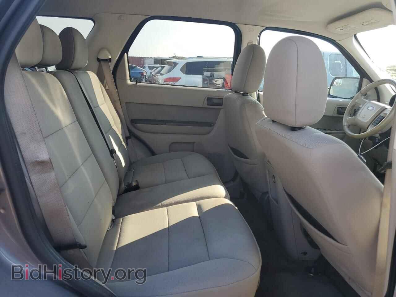 2010 FORD ESCAPE - VIN: 1FMCU0D74AKB51370 - Фото 10