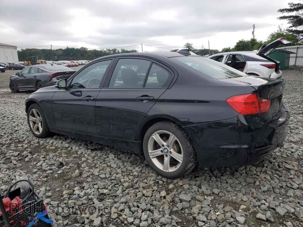 2015 BMW 3 SERIES - VIN: WBA3B5C55FF961319 - Фото 2