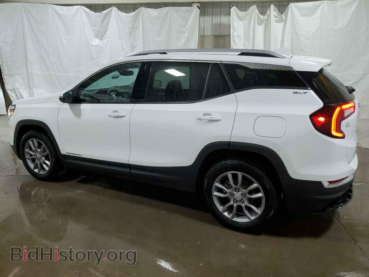 2022 GMC TERRAIN - VIN: 3GKALVEV2NL163342 - Photo 2