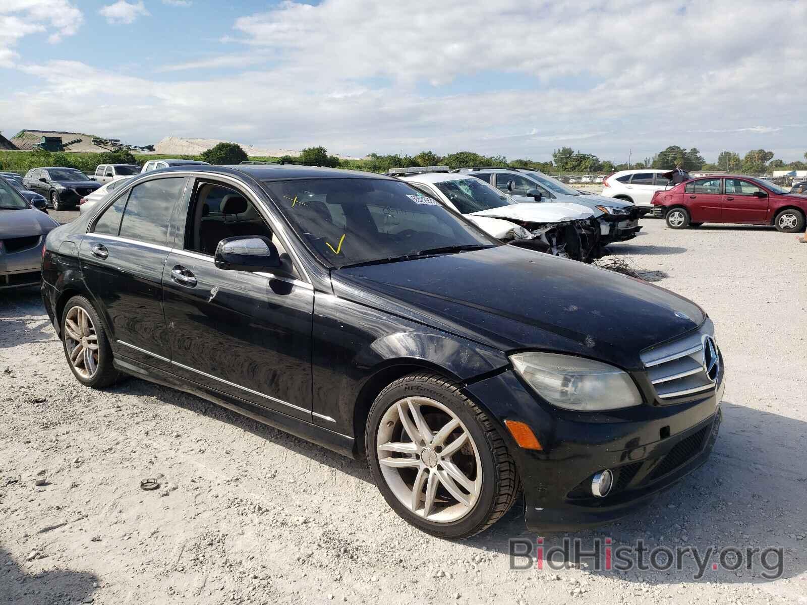 Photo WDDGF4HB9DR292832 - MERCEDES-BENZ C-CLASS 2013