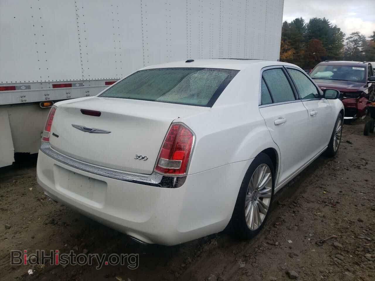 2013 CHRYSLER 300 - VIN: 2C3CCAAG3DH508409 - Фото 4