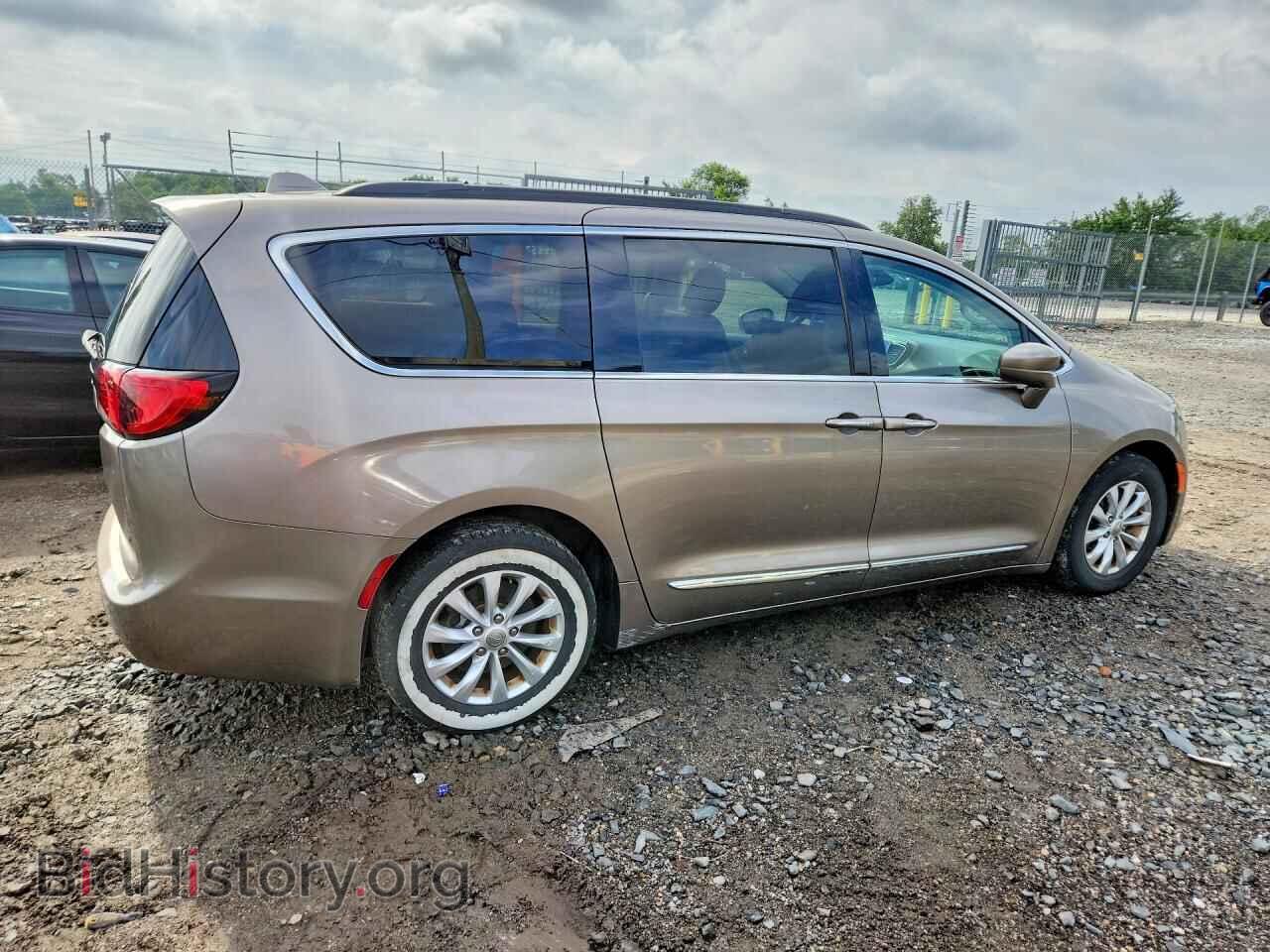 2017 CHRYSLER PACIFICA - VIN: 2C4RC1BG2HR744795 - Photo 3