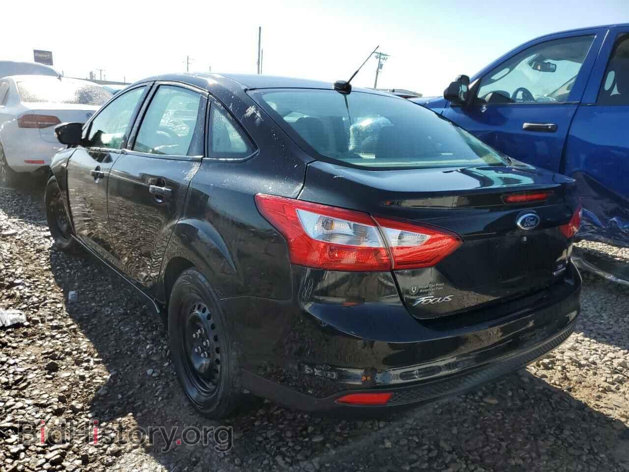 2013 FORD FOCUS - VIN: 1FADP3F28DL242892 - Фото 2