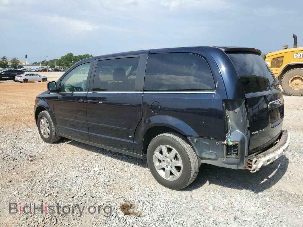 2010 CHRYSLER MINIVAN - VIN: 2A4RR2D10AR391440 - Photo 2