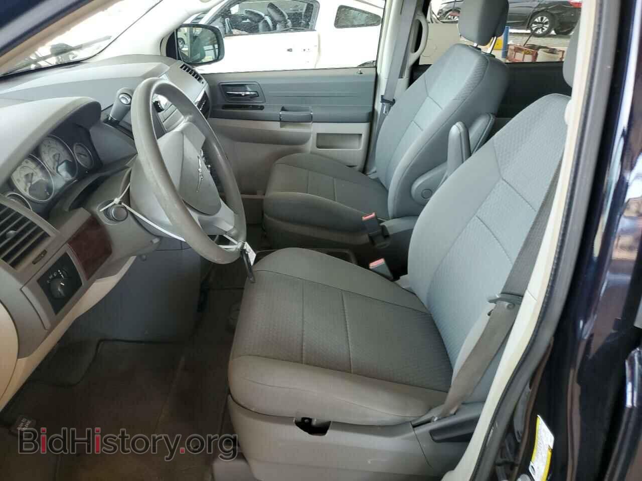 2010 CHRYSLER MINIVAN - VIN: 2A4RR2D10AR391440 - Photo 7