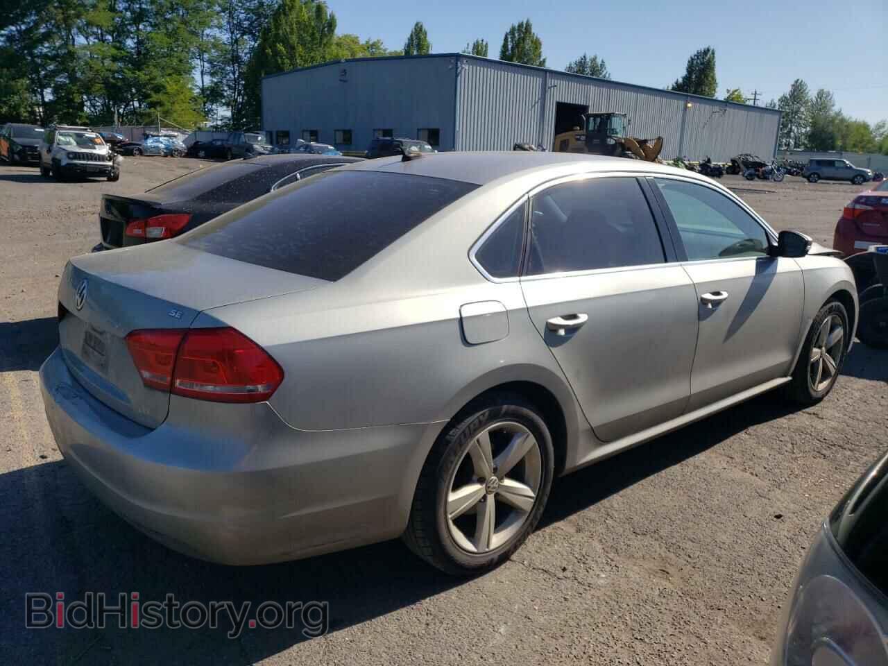 2013 VOLKSWAGEN PASSAT - VIN: 1VWBP7A30DC059122 - Фото 3