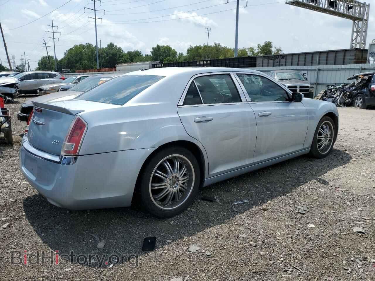 2013 CHRYSLER 300 - VIN: 2C3CCAAG8DH722943 - Фото 3