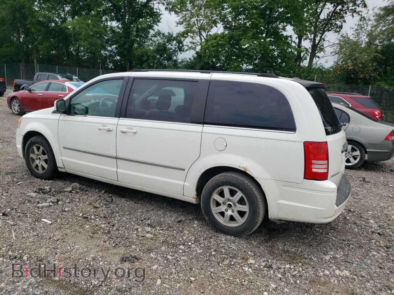 2010 CHRYSLER MINIVAN - VIN: 2A4RR5D18AR308757 - Фото 2