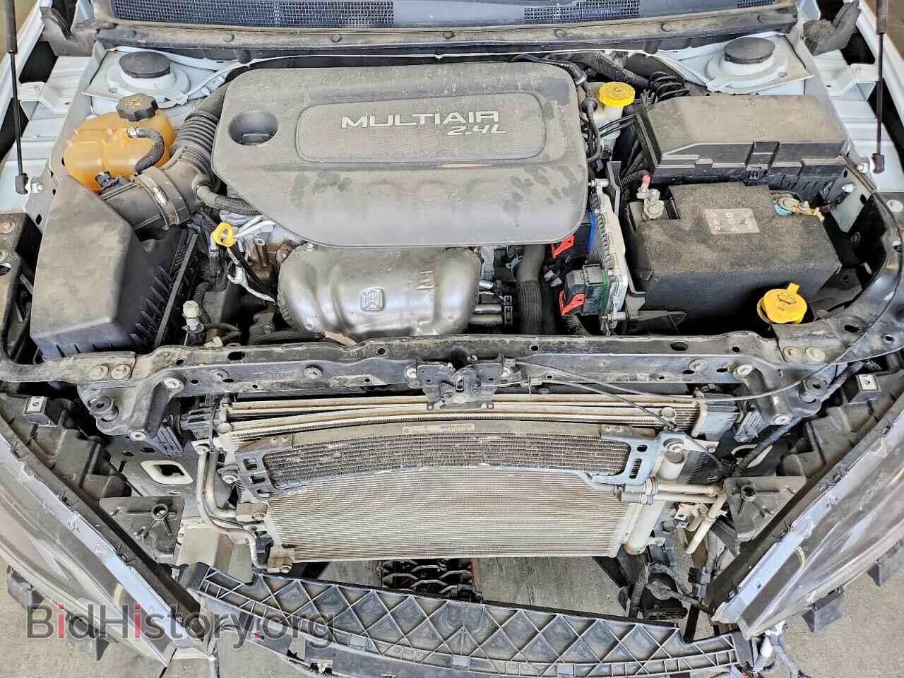2015 CHRYSLER 200 - VIN: 1C3CCCAB5FN658791 - Фото 11