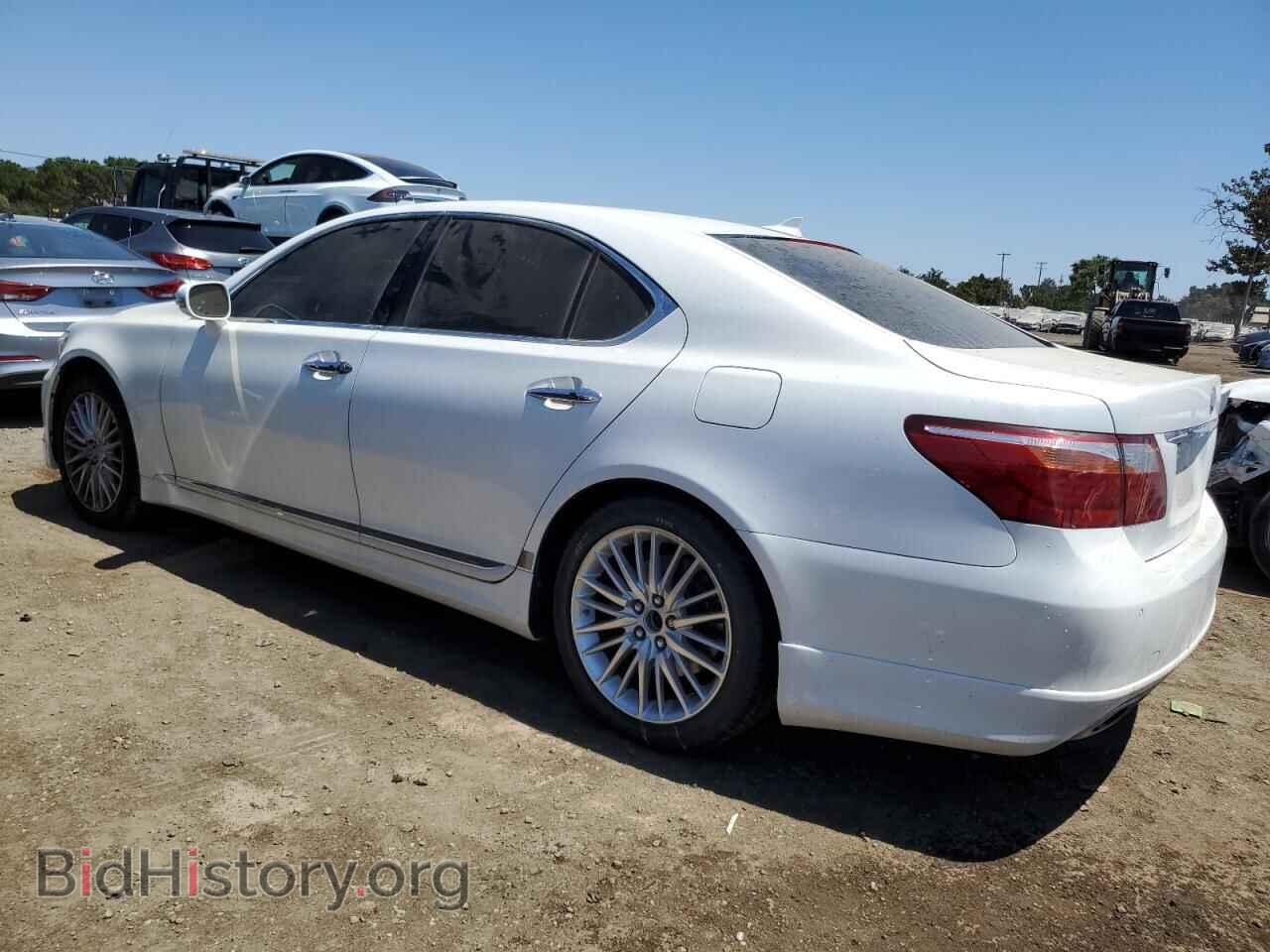 2011 LEXUS LS460 - VIN: JTHBL5EF1B5104821 - Фото 2