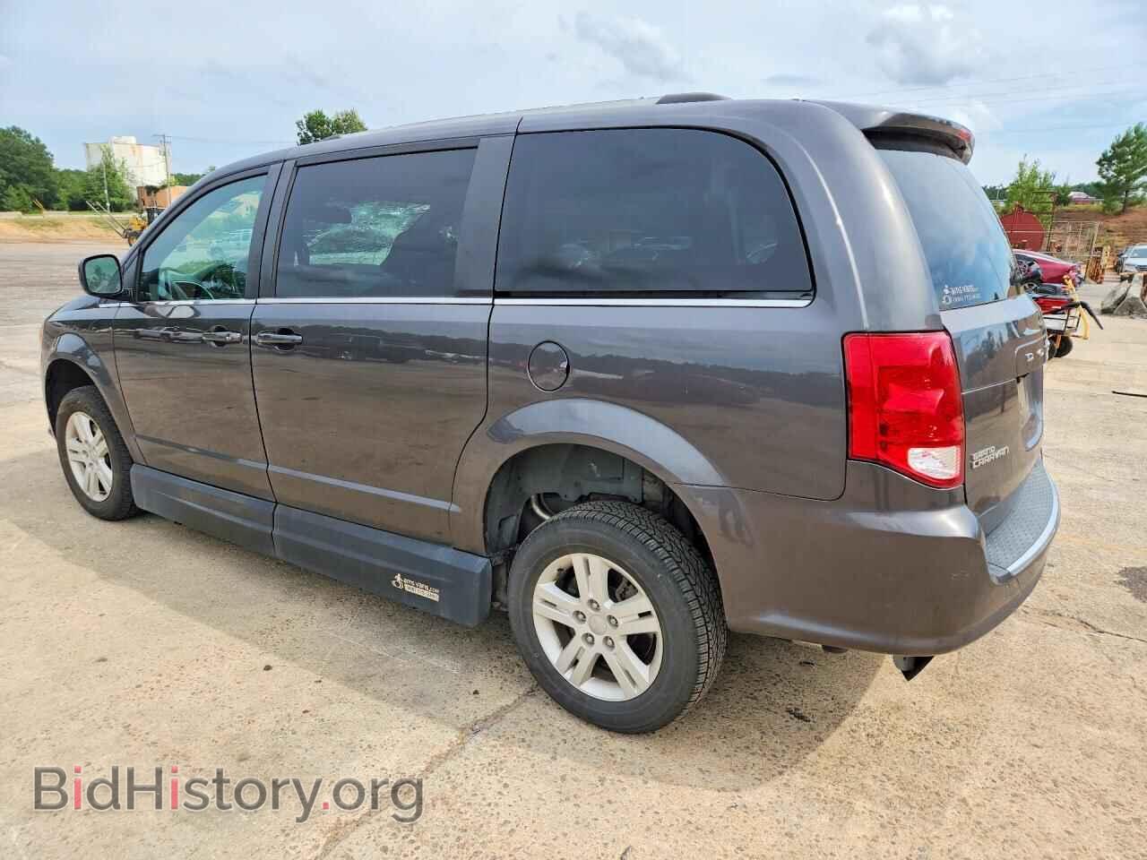2019 DODGE CARAVAN - VIN: 2C4RDGCG8KR772302 - Photo 2