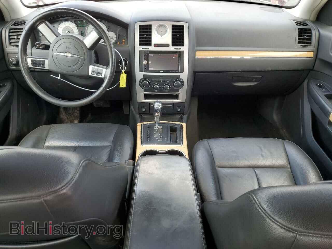 2008 CHRYSLER 300 - VIN: 2C3KA33G78H236124 - Фото 8