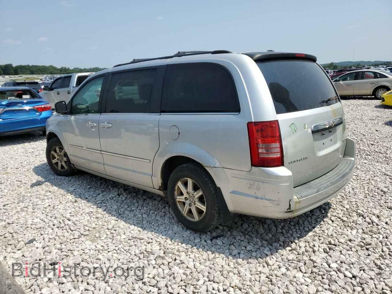 2009 CHRYSLER MINIVAN - VIN: 2A8HR541X9R521425 - Фото 2
