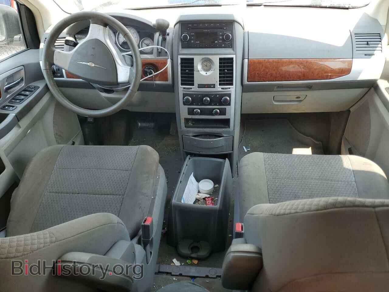 2009 CHRYSLER MINIVAN - VIN: 2A8HR541X9R521425 - Фото 8