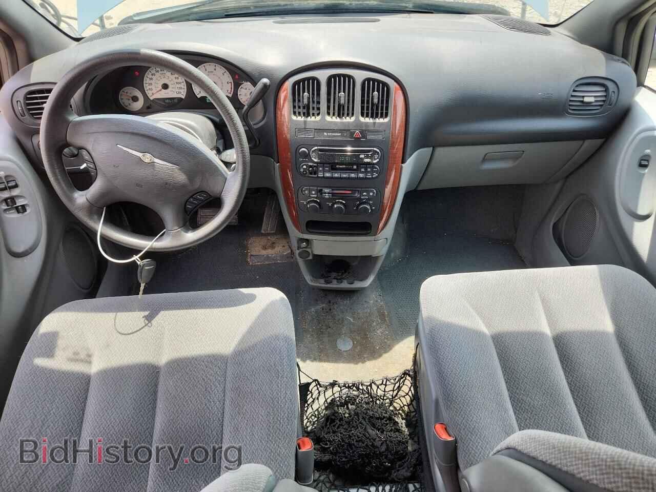 2005 CHRYSLER MINIVAN - VIN: 2C4GP44R45R151088 - Фото 8